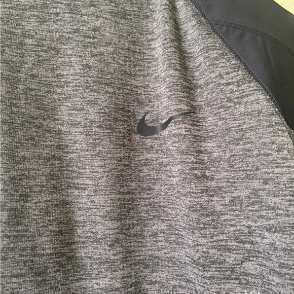 Nike Therma-FIT Men’s Charcoal Heather/Black Fitness Crew DQ4854-071 Size Small - Picture 7 of 7